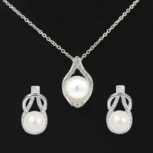 Conjuntos de joyería con diamantes de imitación en forma de gota de agua para mujer, aretes redondos de perlas, collar con colgante para regalo 2024 - compra barato
