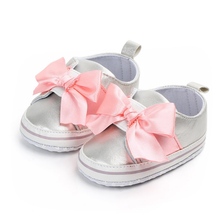 Zapatos de bebé niñas princesa recién nacido primer caminante arco grande lindo suave suela antideslizante calzado PU zapatos de bebé 2024 - compra barato
