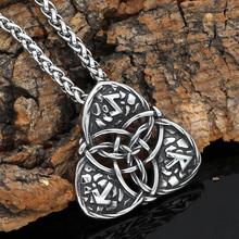 Nordic viking odin símbolo rune amuleto talismã amuleto pingente de aço inoxidável colar para homem 2024 - compre barato
