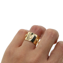 Cor de ouro grande anel largo para as mulheres mínimo simples elegante cz jóias moda quente gravado lua estrela cz engagment banda anéis 2024 - compre barato