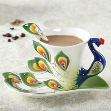 Taza de café de pavo real, tazas creativas de cerámica de porcelana de hueso, esmalte de Color 3D con platillo y cuchara, juegos de té y café, 1 unidad 2024 - compra barato
