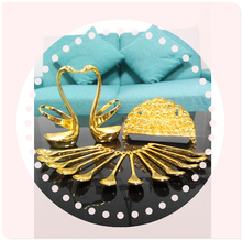 Golden Swan Fruit Fork Dessert 2 Pcs/Set And 1pcs Gold Paper Towel Wedding Favors And Gifts Home Decoration 2024 - buy cheap