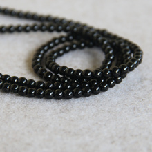 4mm de Moda de Nova Hot sale black Onyx calcedônia pedras redondas Beads Diy 15 "2 pc/lote fazendo design de Jóias atacado 2024 - compre barato