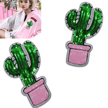 Bordado verde cactus lantejoulas remendo de ferro na roupa bonito rosa fruta applique costurar em diy t camisa & saco bordado remendos 2024 - compre barato