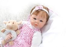 Boneca infantil silicone real, 55cm, bebê russo, menina sorridente, 22 '', presente para meninas, brinquedo macio para buquês 2024 - compre barato