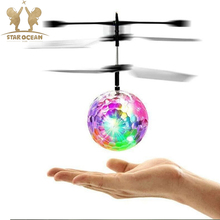 Светящаяся Игрушка Летающий RC мяч Летающий шары светодиодный летательный аппарат вертолет индукционные светодиодные фонари игрушки; лучший подарок Дрон Прямая доставка 2024 - купить недорого