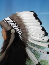 21inch indian Feather headdress war bonnet Replica made handmade feather headpiece costumes feather hat for party supply 2024 - buy cheap
