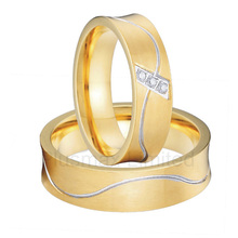 Ювелирные изделия на заказ 2016 новый тренд золотого цвета уникальный набор свадебных колец из титановой стали для пар 2024 - купить недорого