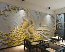 Papel de parede beibehang 3d em relevo pavão dourado pintura de fundo de parede para sala de estar quarto 3d papel de parede 2024 - compre barato
