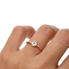 Anel charmoso de vidro delicado dainty, anel turco mau olhado redondo para mulheres, anel midi de dedo, tamanho 6 7 8 em alta qualidade 2024 - compre barato