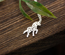 Daisies (10pcs/lot) Gold Silver Beautiful Unicorn Horse Necklace For Women Best friend Gift Unicorn Horse Necklace 2024 - buy cheap