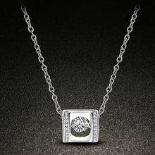 Женское ожерелье с подвеской из серебра 925 пробы, с фианитом 2024 - купить недорого