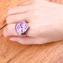 Relógio das mulheres elegante de aço mostrador redondo elástico criativo quartzo anel de dedo 2024 - compre barato