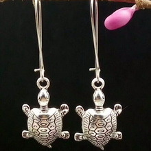 ¡Oferta! Pendientes de plata tibetana para mujer, joyería de moda con colgante de tortuga de mar/tortuga, regalo Z444 2024 - compra barato