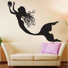 Calcomanía artística para decoración del hogar, póster de pared de vinilo con diseño de sirena y Chica debajo del mar, Mural para habitación infantil 2024 - compra barato