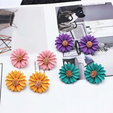 New design sweet jewelry spray paint effect stud earrings with flower earrings Statement earring for Girls gift for woman 2024 - buy cheap