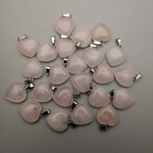Colgantes y collares de corazón de 15mm con piedra de cuarzo natural rosa para hacer joyas, abalorios, piezas de 50 unidades/lote, venta al por mayor 2024 - compra barato