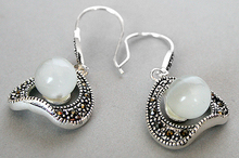 VINTAGE 925 STERLING SILVER 10MM WHITE Natural jade ROUND BEADS EARRINGS 1.5" 2024 - buy cheap