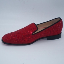 Sapato-mocasines de cuero para hombre, calzado clásico hecho a mano, sin cordones, con diamantes de imitación de cristal y purpurina, para oficina, color rojo y negro 2024 - compra barato