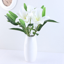 Xuanxiaotong 10 шт. белый короткий букет лилий искусственные для свадебных цветов Свадебная вечеринка венок украшения 2024 - купить недорого
