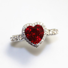 Женское Обручальное кольцо из серебра 925 пробы, с красным Рубином 2024 - купить недорого