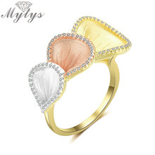 Mytys-Anillo de tres tonos de flores doradas para mujer, accesorios elegantes, regalo de fiesta, agraciado anillo de plata, amarillo, rosa, Color dorado R2100 2024 - compra barato