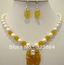 Conjunto de collar con colgante de elefante, Perla ovalada, blanco y amarillo 2024 - compra barato