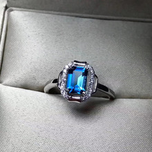 Женское кольцо из серебра 925 пробы, с натуральным голубым топазом 2024 - купить недорого