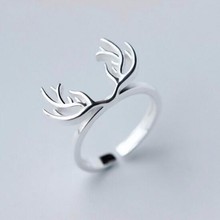 Hfarich Прибытие Регулируемые кольца серебро Цвет олень рога Открытое кольцо для женщин Мода девушки подарок на Новый год 2024 - купить недорого