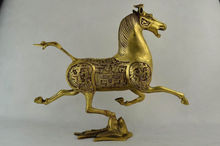 Cavalo chinês elaborado esculpido à mão em latão 2024 - compre barato