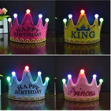 Gorro luminoso de colores variados para niños, gorro con Led, corona de princesa, decoraciones para fiesta de cumpleaños, adornos navideños para el hogar 2024 - compra barato