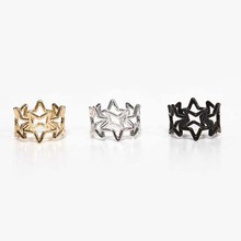 Anéis vazados com cinco estrelas característicos, cristal total, dourado, banhado a prata, anel preto chapeado para mulheres 2024 - compre barato