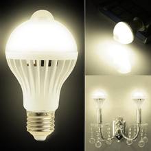 Светодиодсветильник лампа с пассивным ИК датчиком движения, AC 220 В, E27, 5 Вт, 7 Вт, 9 Вт, для гостиной, туалета, кухни, светильник освещение, энергосберегающая лампа, холодный белый свет 2024 - купить недорого