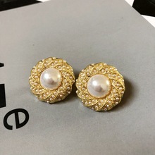 2019 Manufacturers selling hot explosions pearl ear clip earrings rice pearls exquisite Ear jewelry 2024 - buy cheap