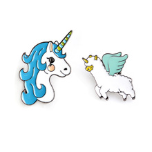 Insignias de Metal de unicornio para mujer, alfileres de broche de moda para ropa, insignias de iconos en mochila, broches decorativos XZ349, 2017 2024 - compra barato