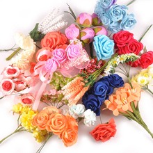 Ramo de flores artificiales de seda/espuma para decoración del hogar, mezcla de 5 rosas, accesorios de decoración de boda, C2233 2024 - compra barato