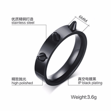 Кольцо QianBei с заклепками в стиле панк для мужчин и женщин, кольцо 6 мм из нержавеющей стали, черное Ювелирное Украшение, свадебная бижутерия, оптовая продажа 2024 - купить недорого