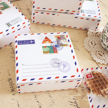 Envío Gratis caja de pastel de decoración de patrón de sobre pequeñas cajas de embalaje de galletas blancas Paquete de panadería suministros de fiesta 2024 - compra barato