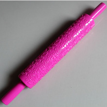 Free shipping high quality Rose Flower Pattern Rolling Pin for cake decorating cake tools 2024 - buy cheap