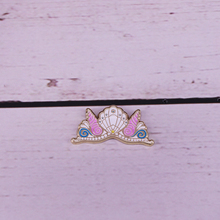 Pin esmaltado de corona de sirena, broche de concha Pastel, hermoso regalo para niñas, recuerdo de fiesta de unicornio 2024 - compra barato