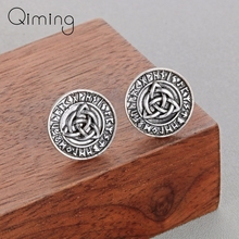 Pendientes de runas nórdicas para hombre y mujer, amuleto Vikingo, regalo de novio de moda antigua, símbolo de Triquetra, pendientes de botón para mujer 2024 - compra barato