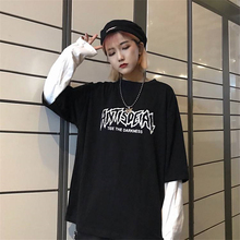 Bonita letra imprimir Japón Harajuku negro blanco Hip Hop camisetas de las mujeres de los hombres de primavera falsa de dos piezas de manga larga suelta, camiseta de las mujeres 2024 - compra barato