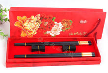 Новинка 2 пары китайские классические палочки для еды из металлического сплава и деревянная подставка с Красной подарочной коробкой 2024 - купить недорого