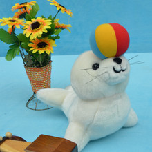 Boneco de pelúcia de alta qualidade com vedação branca e boneco de bola colorida de aproximadamente 25cm 2024 - compre barato