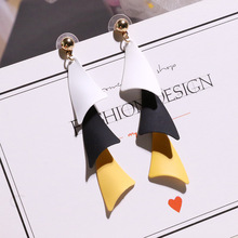 Pendientes de gota de Color dorado pendientes geométricas pendientes con colgantes para la joyería de las mujeres regalos 2024 - compra barato
