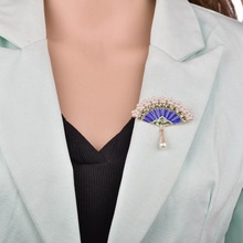 Женская винтажная брошка в виде жемчуга, в виде веера, разноцветная, с кристаллами, в виде пшеницы 2024 - купить недорого