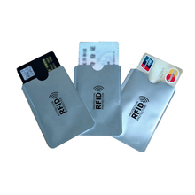 10 шт. алюминиевая фольга Портативный Анти-сканирование кредитной RFID карты защитный анти-магнитный держатель сумка ID полоса протектор карты 2024 - купить недорого