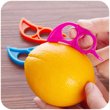 Устройство для чистки фруктов, креативная пластиковая мини-мышь для лимонов 2024 - купить недорого