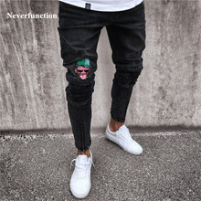 2018 Модные мужские облегающие черные рваные зауженные Стрейчевые джинсы, потертые байкерские джинсы, брюки-карандаш с вышивкой и узором для мальчиков 2024 - купить недорого