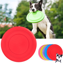 Disco volador para perros, juguete interactivo de goma suave resistente a las mordeduras para cachorros, productos de entrenamiento para mascotas al aire libre, 18cm 2024 - compra barato